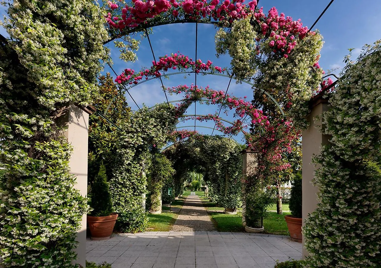 Iseo Lago Hotel 4*,  Italy